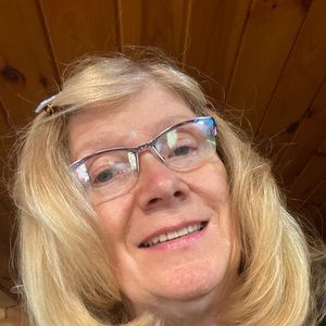 Meet your Posher, Violet